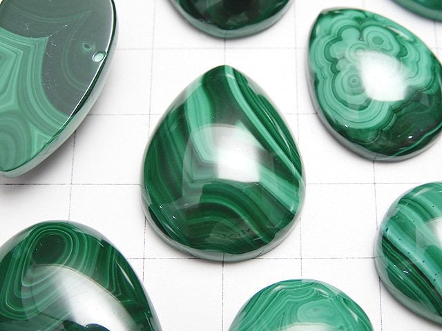 [Video] Malachite AAA Pear shape Cabochon Size Mix 3pcs