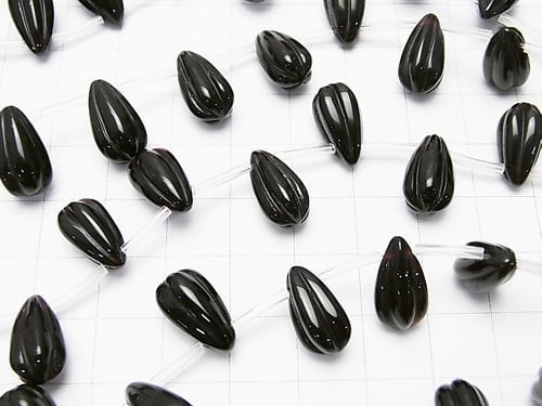 Onyx  Line Carved Drop 14x8x8mm half or 1strand beads (aprx.15inch/38cm)