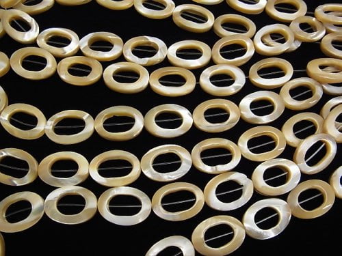 Mother of Pearl MOP Beige Donut Shape Oval 18x13x3mm 1strand beads (aprx.15inch / 36cm)