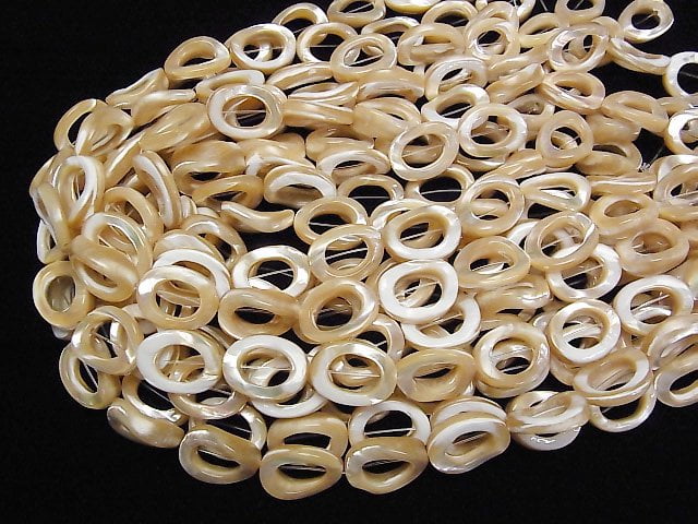 [Video]Mother of Pearl MOP Beige Donut Twist Oval 20x15x4mm half or 1strand beads (aprx.15inch/36cm)