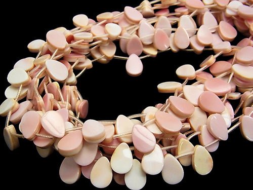 Queen Conch Shell Pear shape 14 x 10 x 4 mm half or 1 strand beads (aprx.15 inch / 38 cm)