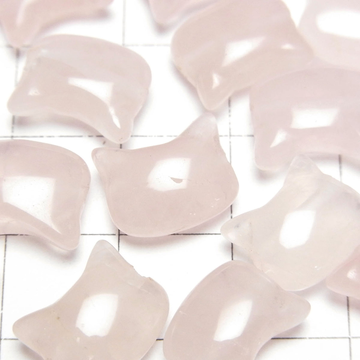 Rosenquarz AA+ Katzenmotiv 10x12mm [Horizontalloch] 3Stück