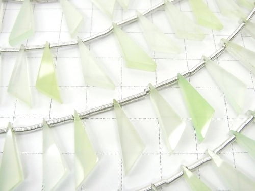 1strand $12.99! High Quality Light Green Chalcedony AAA Flat Triangle 20x6x3mm 1strand (10pcs)