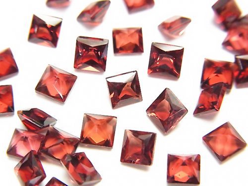 [Video] High Quality Mozambique Garnet AAA Undrilled Princess Cut 4x4mm 5pcs $4.79!