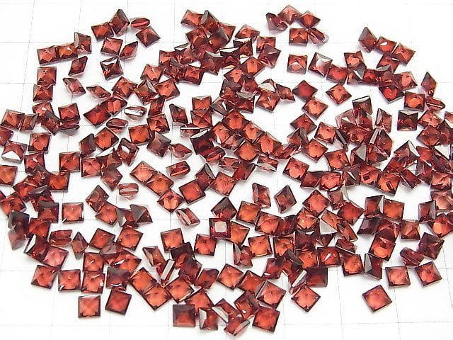 [Video] High Quality Mozambique Garnet AAA Undrilled Princess Cut 4x4mm 5pcs $4.79!