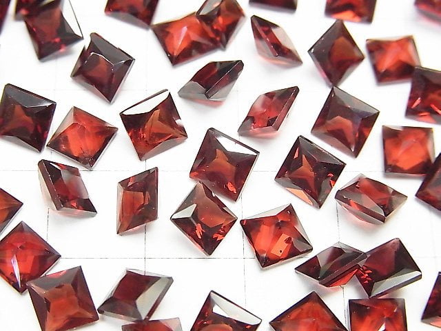 [Video]High Quality Mozambique Garnet AAA Undrilled Princess Cut 6x6mm 4pcs $9.79!