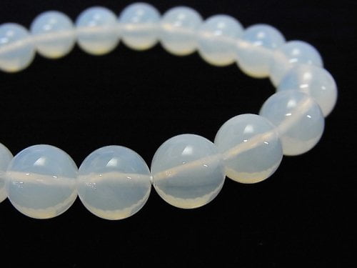 [Video] [One of a kind] High Quality Moonlight Quartz AAA Round 10mm Bracelet NO.90