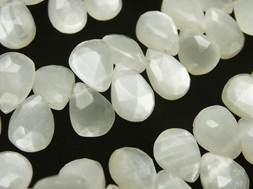 High Quality White Moonstone AA++ Pear Shape Faceted Briolette Half or 1strand beads (aprx.7inch/18cm)
