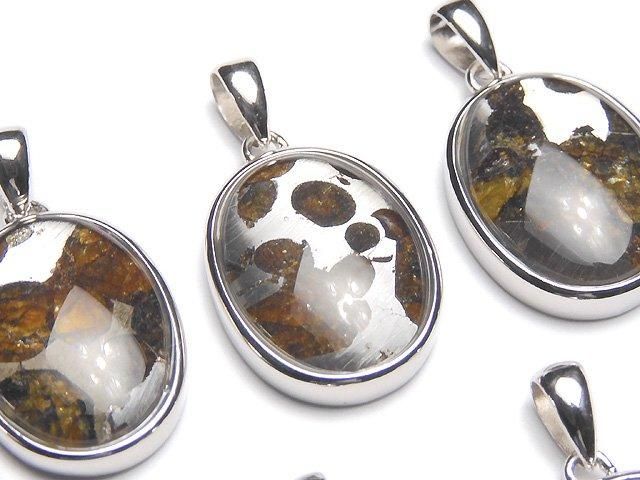Kenyan Sericho Pallasite Meteorite Oval Pendant 18x14mm Silver925