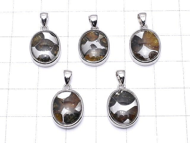 Kenya Sericho Pallasite Meteorite Oval Pendant 14x12mm Silver925