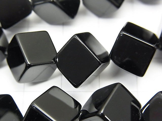 Onyx  Dice 15x15x15mm half or 1strand beads (aprx.15inch/36cm)