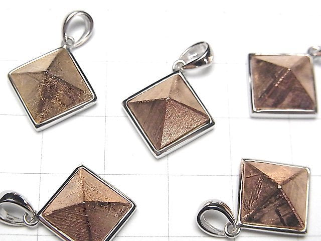 [Video] Meteorite (Muonionalusta) Pyramid Pendant 16x16mm Pink Gold 1pc Silver925