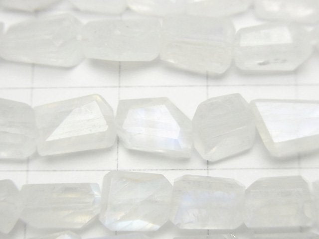 [Video] High Quality Rainbow Moonstone AAA- Faceted Nugget Size Gradation half or 1strand beads (aprx.15inch / 38cm)