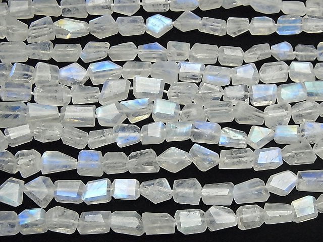 [Video] High Quality Rainbow Moonstone AAA- Faceted Nugget Size Gradation half or 1strand beads (aprx.15inch / 38cm)