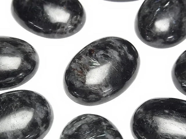 [Video] Nuummite  Oval  Cabochon 30x22mm 1pc
