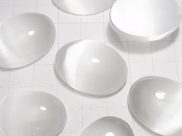 [Video]Selenite (Gypsum) Oval Cabochon 30x22mm 1pc