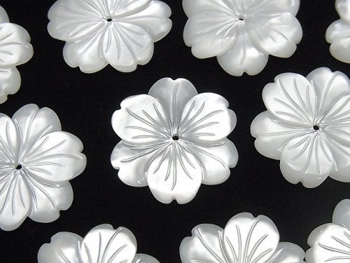 Flower, Mother of Pearl (Shell Beads) Pearl & Shell Beads