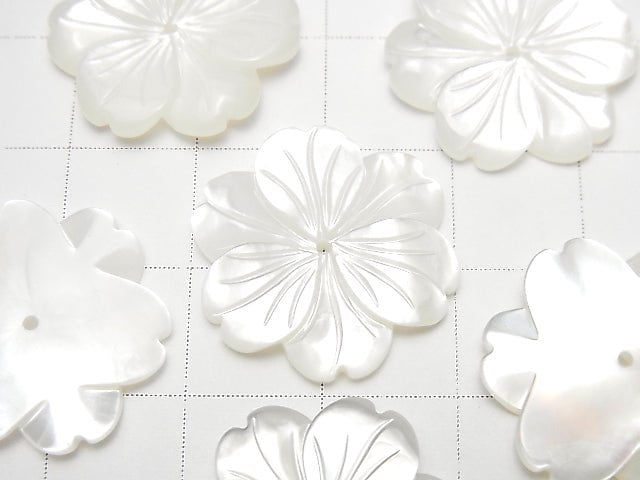 [Video] High Quality White Shell AAA Flower 20mm Center Hole 1pc