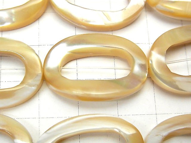 [Video] Mother of Pearl MOP Beige Donut Shape Twist Oval 25x18x4mm half or 1strand beads (aprx.14inch/35cm)