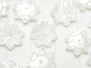 [Video] High Quality White Shell (Silver-lip Oyster) AAA Flower 12mm Center Hole 2pcs