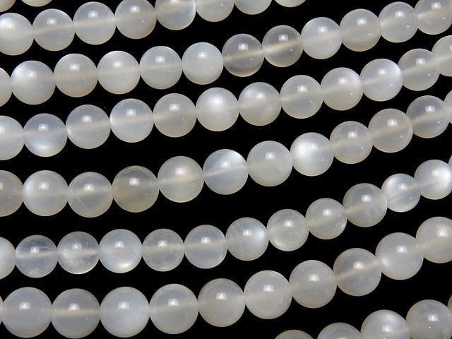 [Video] White Moonstone AAA- Round 8-8.5mm half or 1strand beads (aprx.15inch / 37cm)