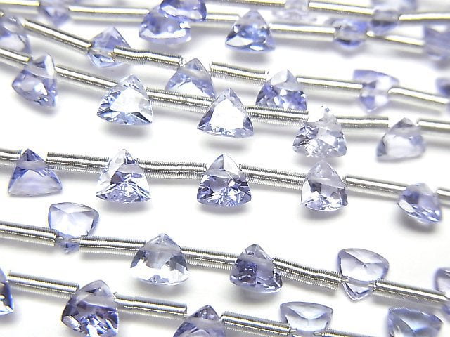 Tanzanite, Triangle Gemstone Beads