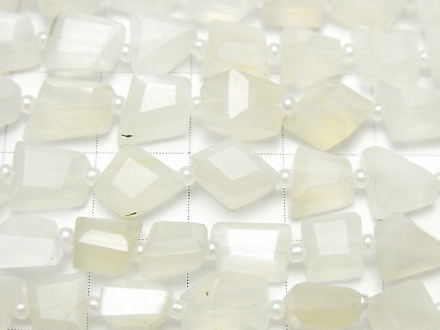 [Video] White Moonstone AA++ Faceted Nugget 1strand beads (aprx.13inch / 32cm)