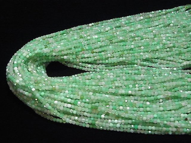 [Video] High Quality! Chrysoprase AA+ Cube Shape 2x2x2mm half or 1strand beads (aprx.15inch / 37cm)