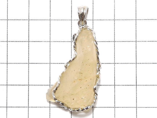 [Video] [One of a kind] Libyan Desert Glass Rough Rock Nugget Pendant Silver925 NO.205