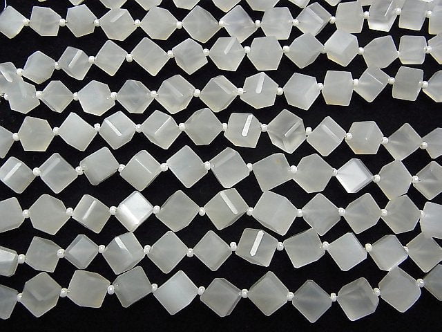 [Video] High Quality White Moonstone AAA- Dice Shape 1strand (13pcs)