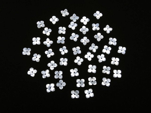 [Video] High Quality White Shell (Silver-lip Oyster) AAA Flower (4pcs Flowers) 8mm Center Hole 4pcs