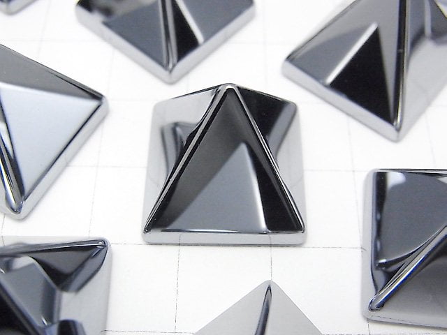 [Video] Terahertz Pyramid Shape 18x18x16mm 1pc