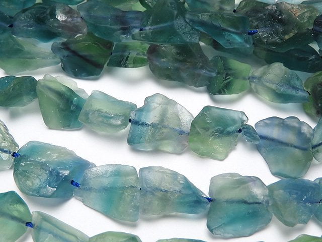 Blaugrüner Fluorit Rohstein Nugget [S-M Größe] 1strang Perlen (ca. 14 Zoll / 34 cm)