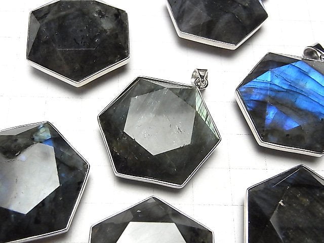 [Video] Labradorite AA++ Hexagram Pendant 33x29mm Silver925