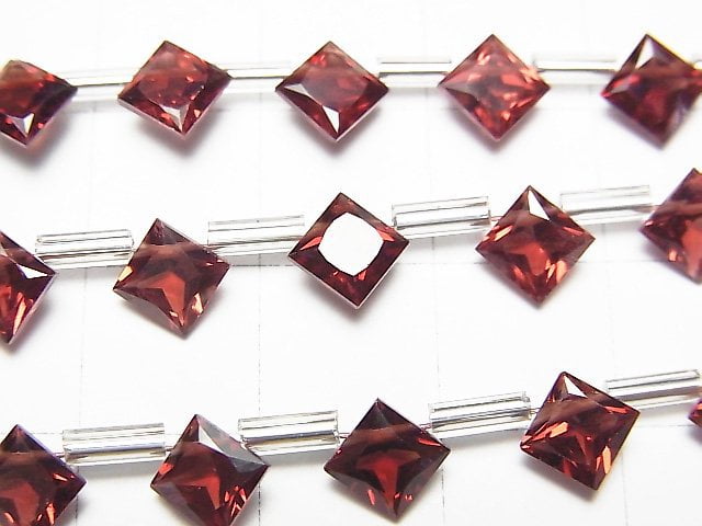 [Video] High Quality Mozambique Garnet AAA Diamond Princess Cut 7x7mm half or 1strand beads (aprx.7inch / 18cm)