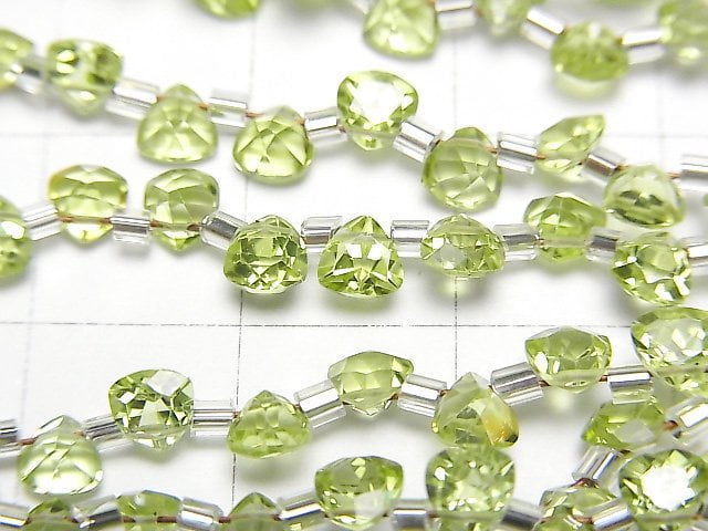 [Video] High Quality Peridot AAA- Triangle Faceted 4x4mm 1strand (28pcs)