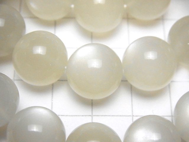 [Video] White Moonstone AAA- Round 14mm Bracelet