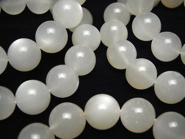 [Video] White Moonstone AAA- Round 14mm Bracelet