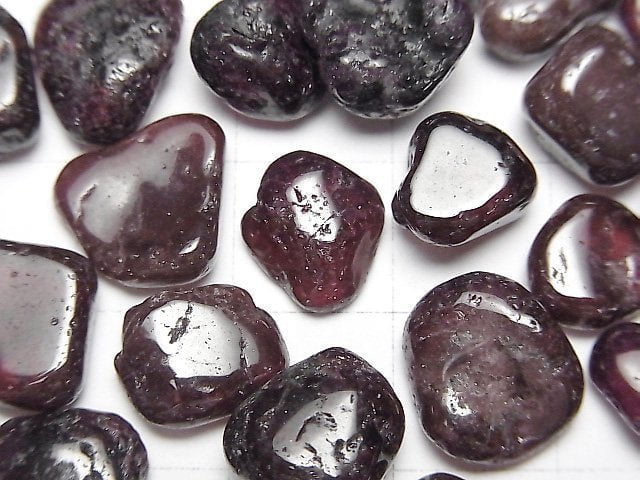 Rhodolite Garnet AA++ Undrilled Nugget (Chips) 100 grams