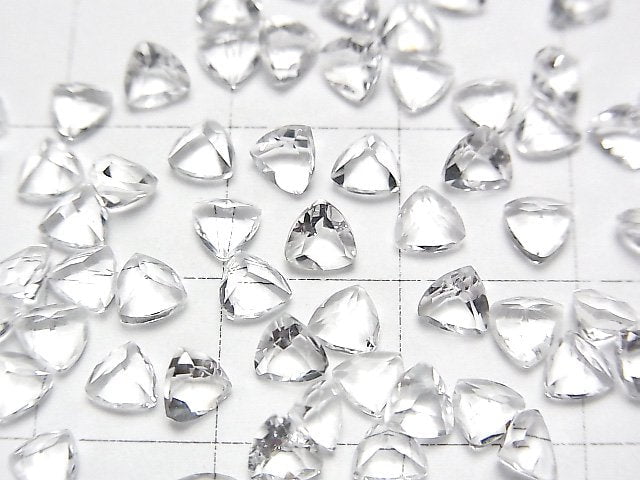 [Video]High Quality Hyalite Opal AAA Loose stone Triangle Faceted 4x4mm 5pcs