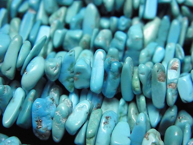 [Video] Arizona Sleeping Beauty Turquoise AA++ Chips (Small Nugget ) half or 1strand beads (aprx.15inch/38cm)