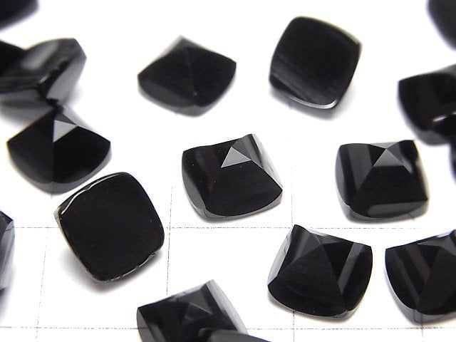 [Video]Onyx AAA Sugarloaf Cut 8x8mm 3pcs