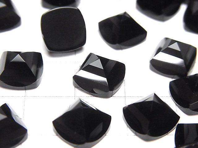 [Video]Onyx AAA Sugarloaf Cut 10x10mm 2pcs