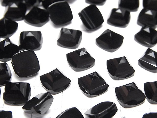 [Video]Onyx AAA Sugarloaf Cut 10x10mm 2pcs