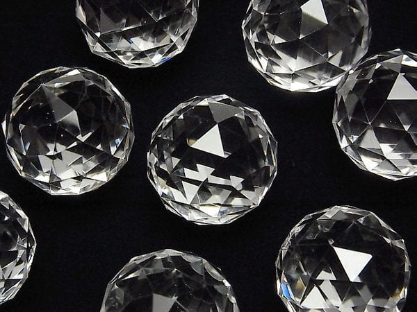 [Video] Crystal AAA Triangle Faceted Round 20mm 1pc