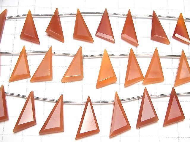 [Video]High Quality Carnelian AAA- Flat Triangle 1strand (8pcs )