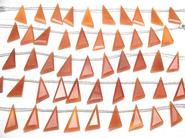 [Video]High Quality Carnelian AAA- Flat Triangle 1strand (8pcs )