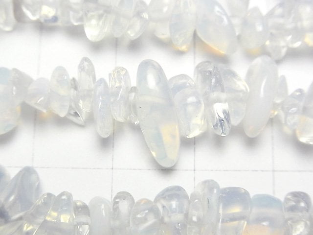 [Video]Synthetic Opal Chips (Small Nugget ) White 1strand beads (aprx.31inch/78cm)