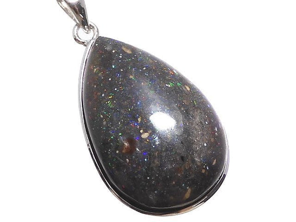 One of a kind, Opal, Pendant One of a kind