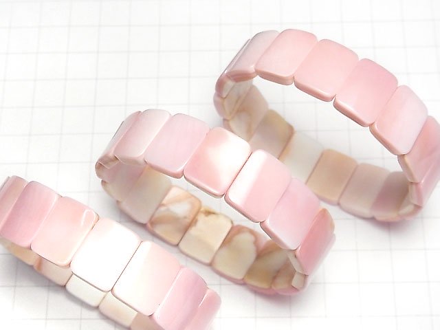 [Video] Queen Conch Shell AAA 2 Hole Rectangle 16x12mm Bracelet